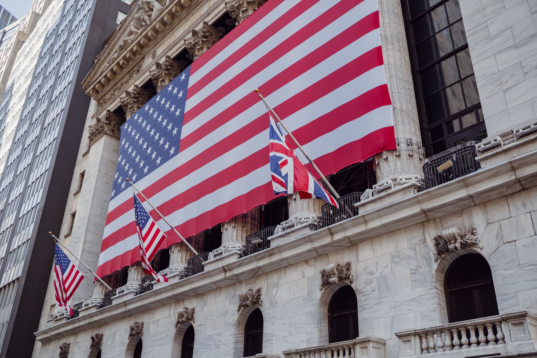 US Stocks Edge Up Amid Earnings, Geopolitics — Friday, July 24, 2026